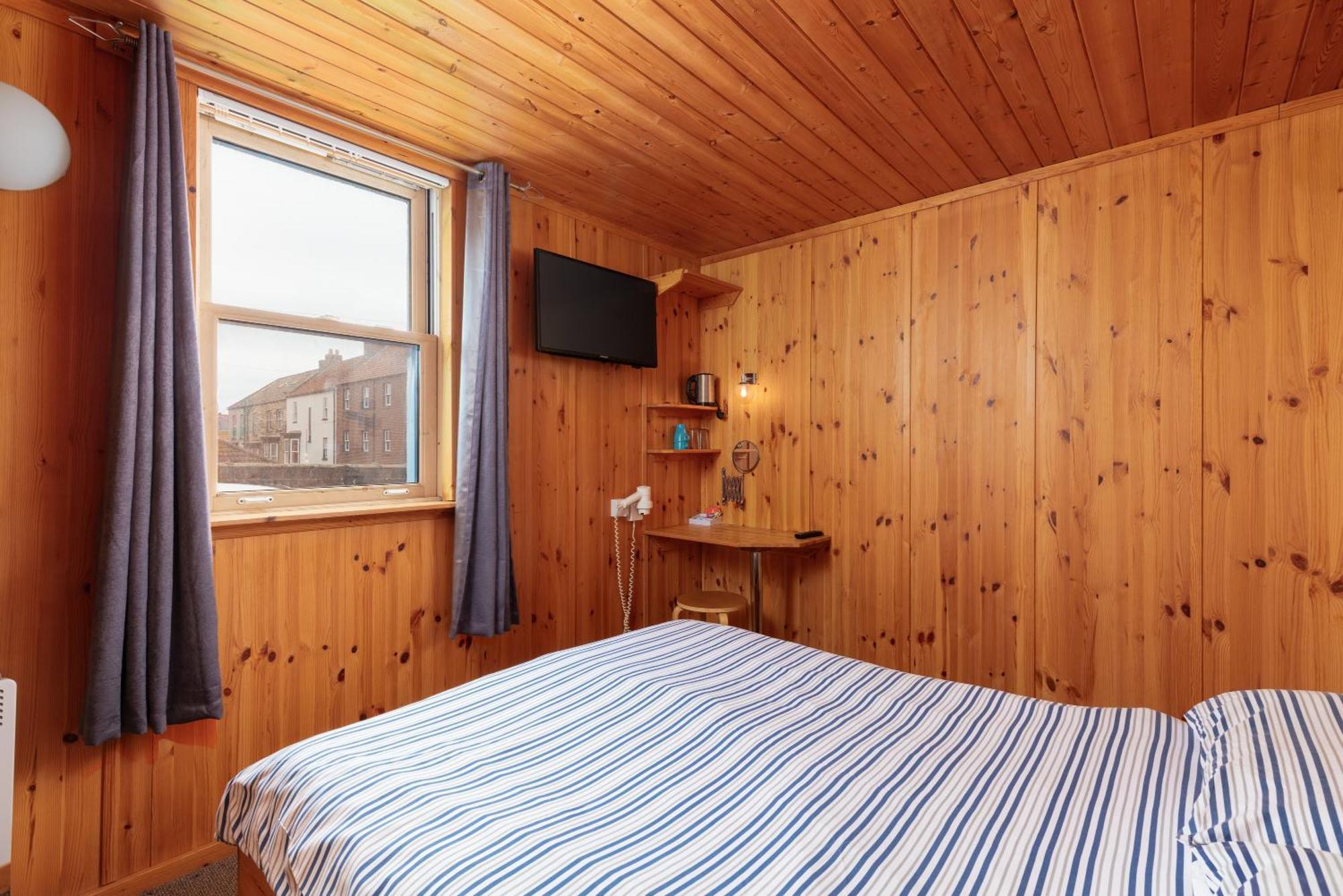 Discovery House Вітбі Екстер'єр фото