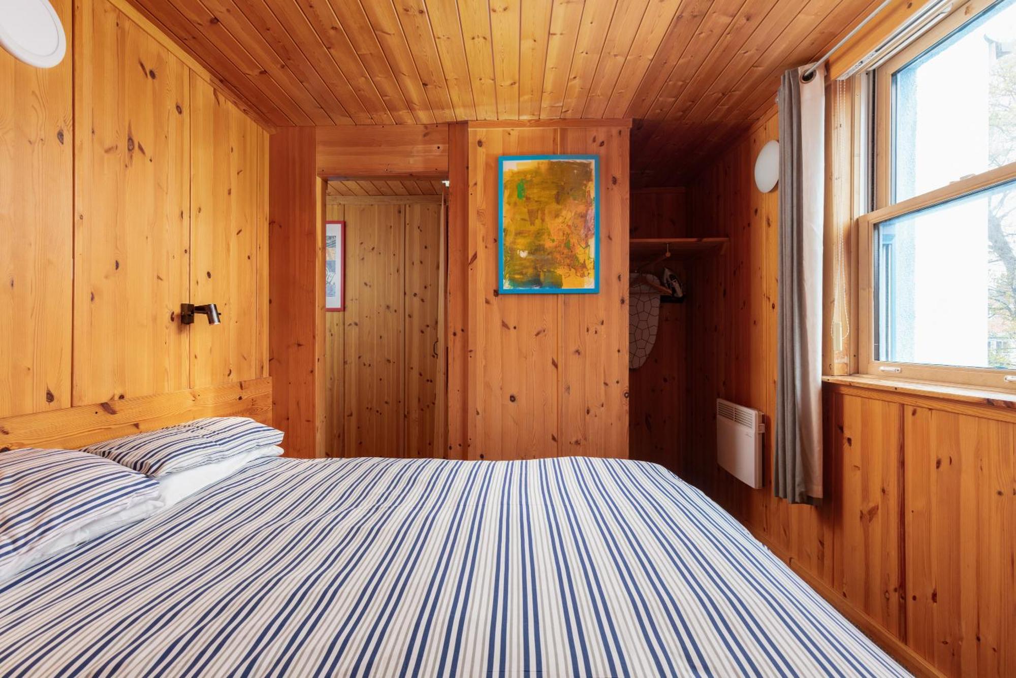 Discovery House Вітбі Екстер'єр фото